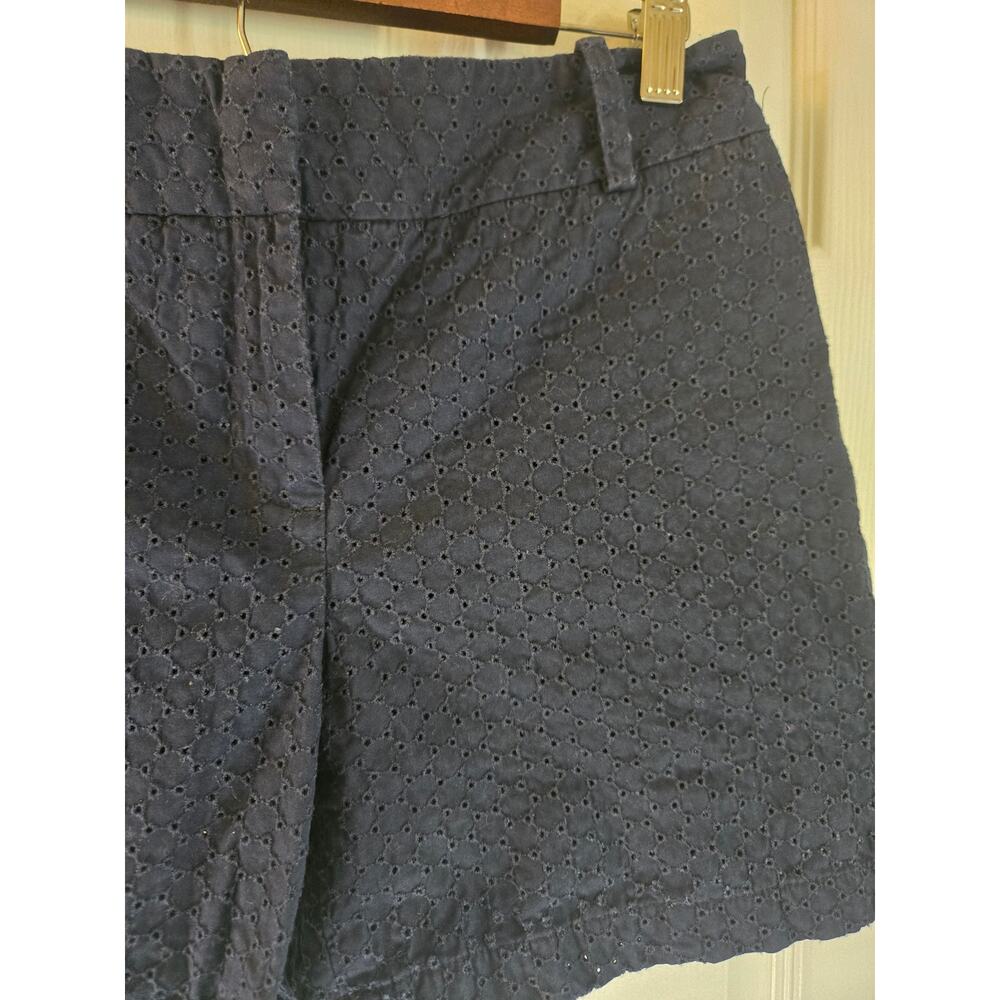 Talbots Navy Eyelett Women's Shorts Size 4 - Picture 4 of 9